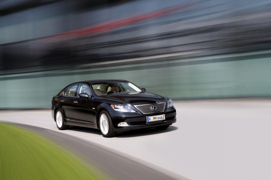  Lexus LS600h L 2007 года  (фото 120 из 224)